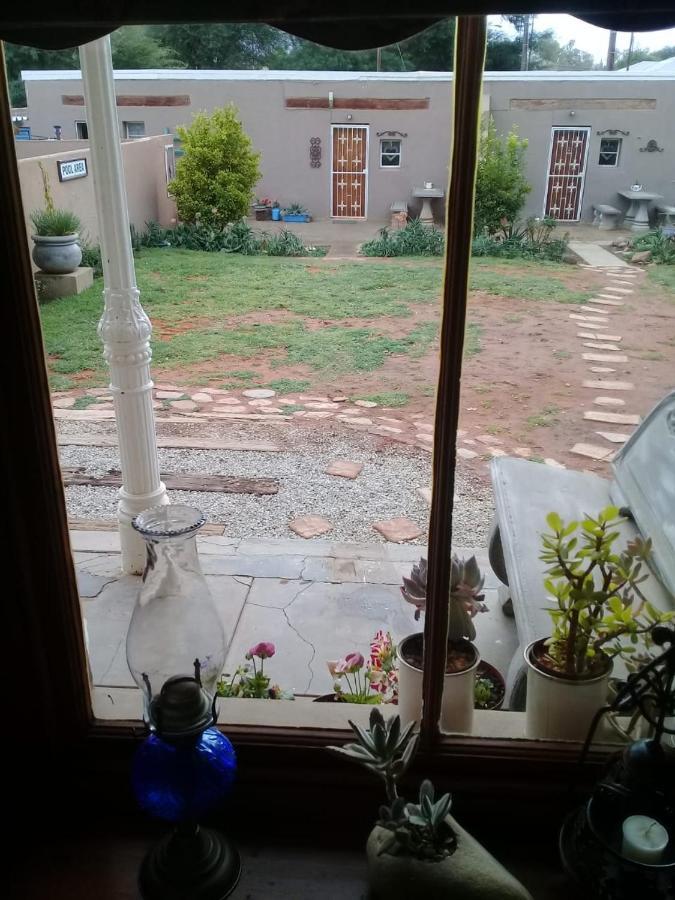 Carmel Villa B&B Or Self-Catering Calvinia 外观 照片